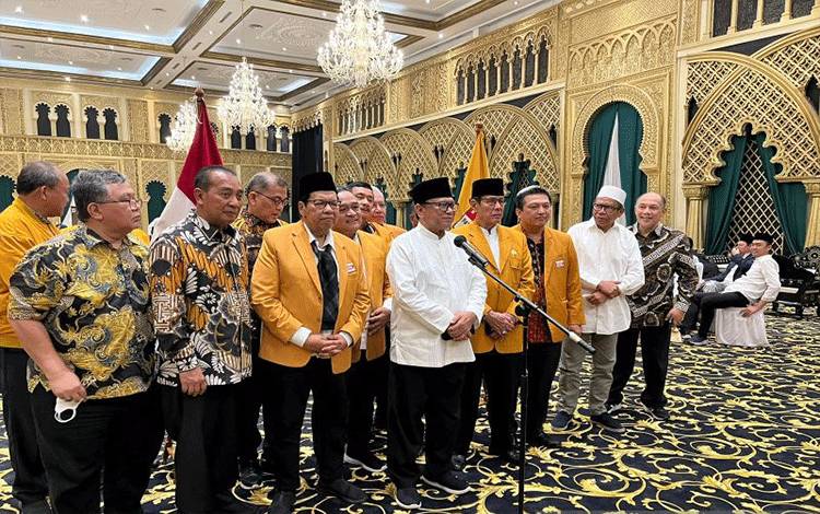 Ketua Umum Hanura: Saya Ikut Mendukung Ganjar