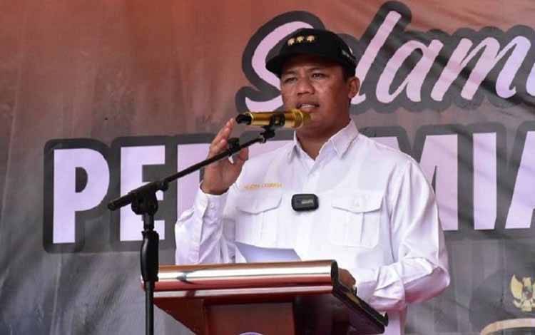 Bupati Lamandau Minta Warga Pendatang Membuat KTP