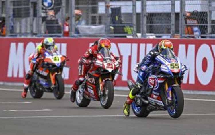 Locatelli Masih Berusaha Raih Kemenangan Pertama di WSBK