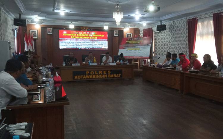 Sikapi Postingan Ujaran Kebencian, Seluruh Elemen Masyarakat Sepakat Serahkan Penyelesaian ke Polres Kobar