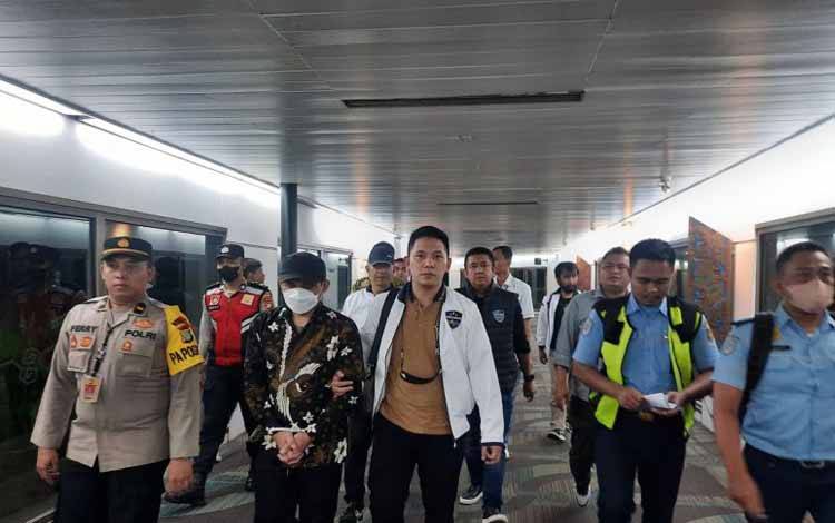 AP Hasanuddin Jalani Pemeriksaan sebagai Tersangka di Bareskrim