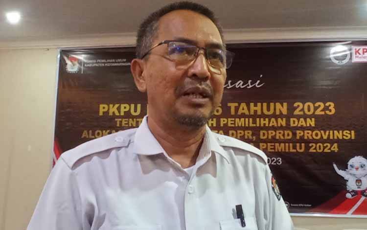 Hari Pertama Pembukaan, Tidak Ada Bacaleg Yang Mendaftar di KPU Kobar