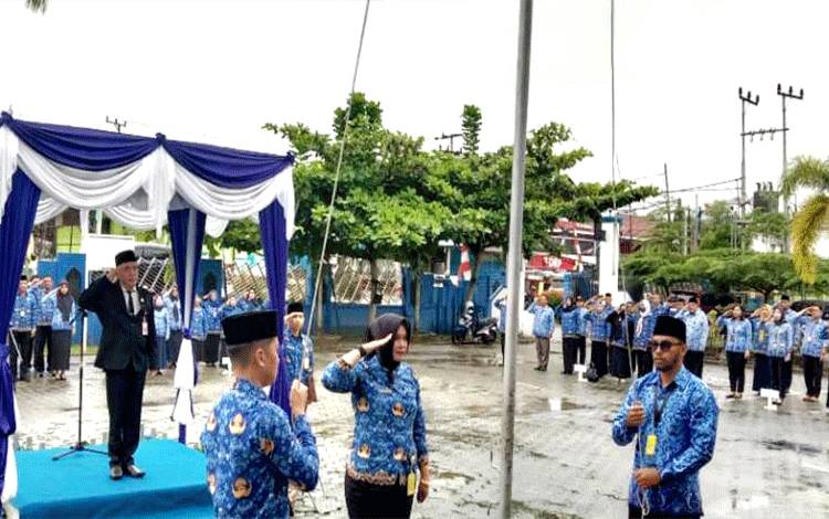 Meski Hujan Gerimis, Peringatan Hardiknas di Barito Utara Tetap Dilaksanakan?