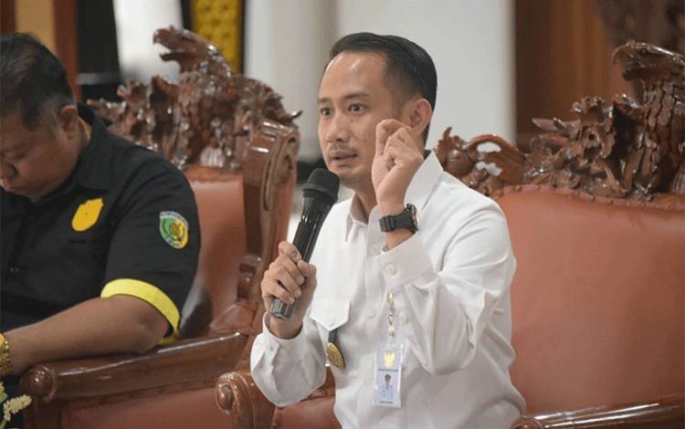 Wali Kota Palangka Raya Minta OPD Sinergikan Semua Layanan Perizinan di DPMPTSP