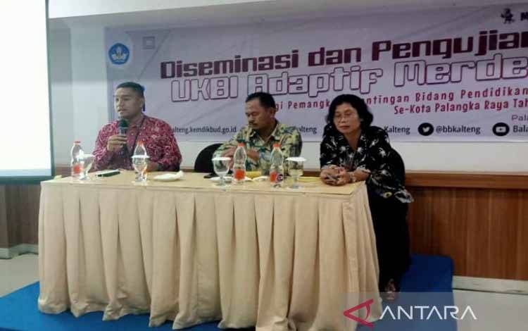 25 guru dan operator se-Kota Palangka Raya ikuti desiminasi UKBI