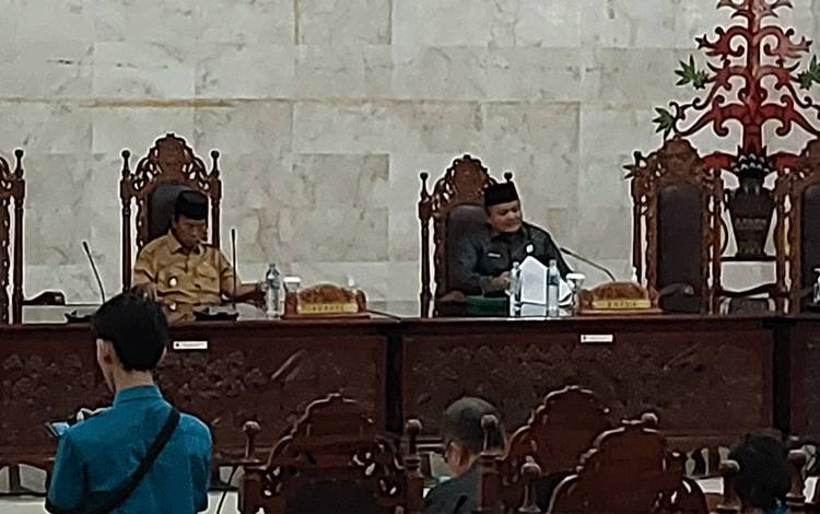 DPRD Kapuas Sampaikan Laporan Kegiatan Dewan Masa Persidangan II