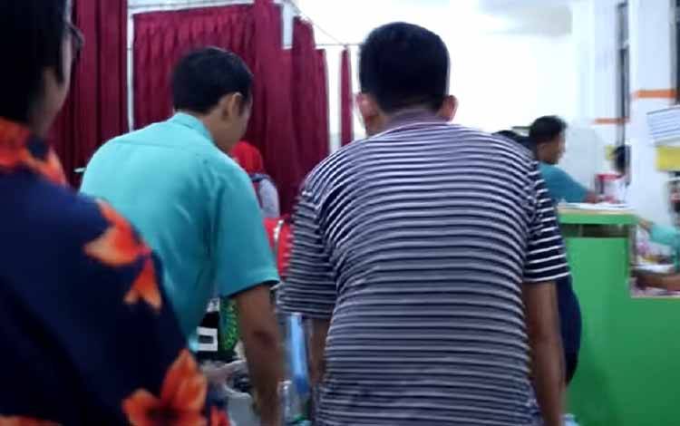 Pelayanan kesehatan di RSUD Doris Sylvanus Kota Palangka Raya. Ahli epidemiologi ingatkan perlunya mewaspadai peningkatan Rt Covid-19. (FOTO: IST)