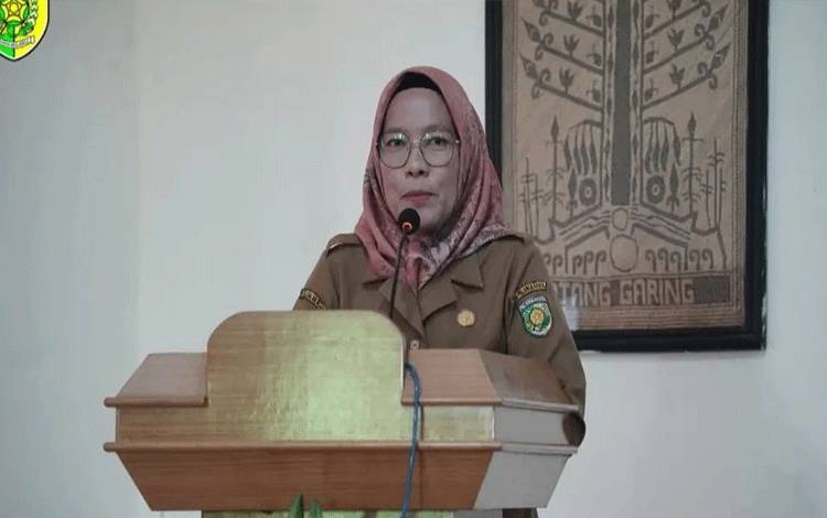 Sekretaris Daerah Kota Palangka Raya, Hera Nugrahayu saat membuka pelatihan PLTB. (FOTO: HUMAS)