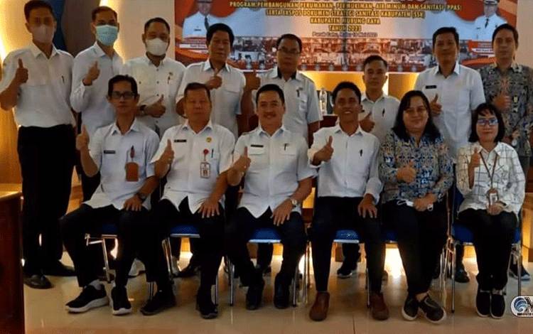 Foto bersama peserta Kick Off Meeting Program Pembangunan PPAS