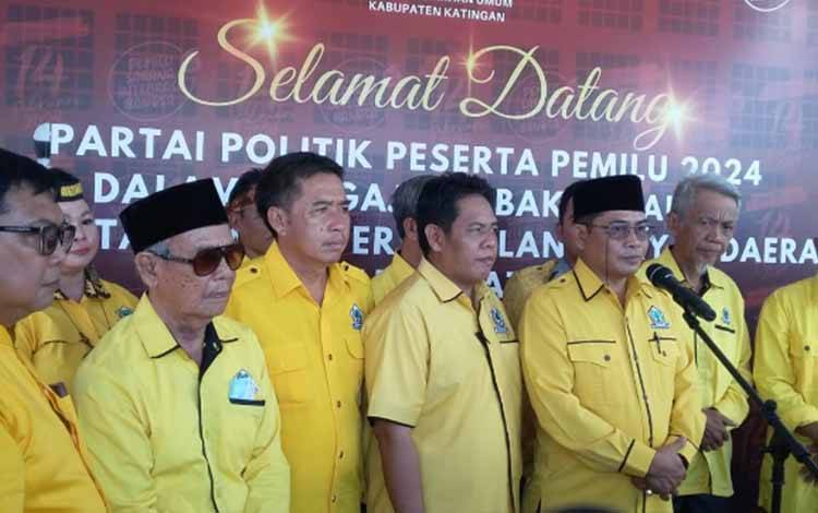 Golkar Katingan Daftarkan 25 Orang Bakal Caleg ke KPU