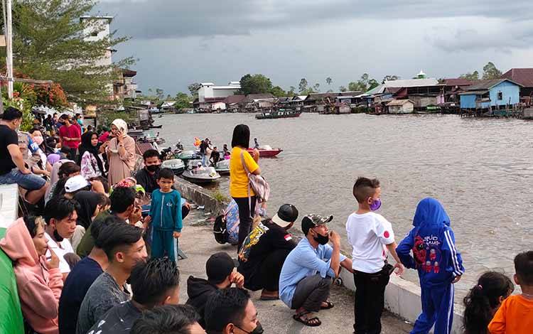 Wabup Sukamara: Betawakan Salah Satu Budaya Berpotensi Pariwisata?