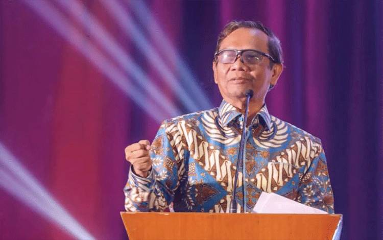 Mahfud Bantah Anggapan Mundur karena Tugasnya Diambil Alih Presiden