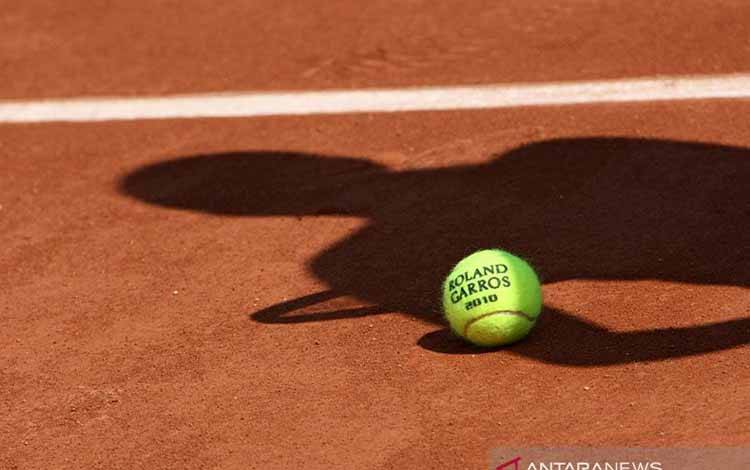 Medvedev Tantang Tsitsipas di Semifinal Italian Open