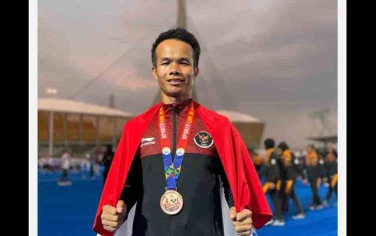 Atlet Hoki Kaltara Jerry Efendi Bangga Bisa Raih Medali di SEA Games