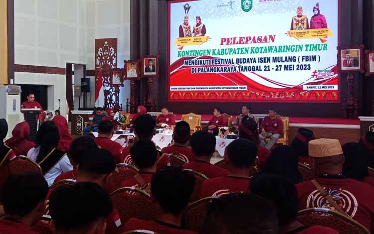 Bupati Kotim Janjikan Bonus Jika Juara Umum Festival Budaya Isen Mulang