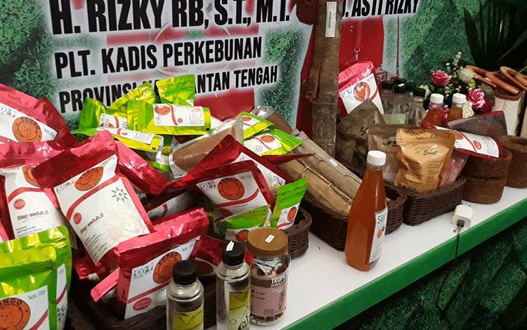 Disbun Kalteng Pamerkan Produk Perkebunan di Kalteng Expo 2023