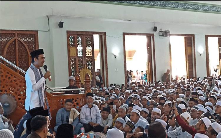 Ustad Abdul Somad Sanjung Pemimpin Membangun Spiritual Masyarakat?