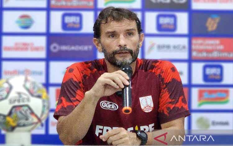 Medina Cari Pemain Asing yang Mau Berjuang untuk Persis Solo