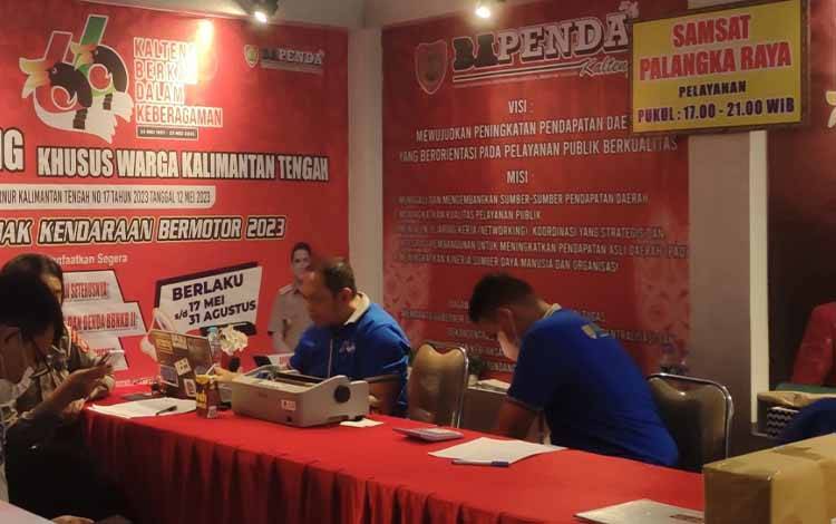 Pajak Kendaraan Jadi Sektor Tertinggi Penerimaan Pajak Daerah  ?