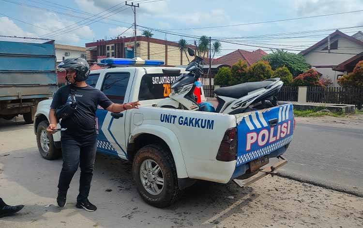 Senggol Samping Bak Truk, Seorang Wanita Meninggal Dunia di Tempat