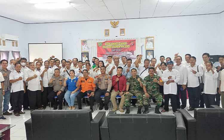 Kapolres Barito Timur Pantau Deklarasi Damai Pilkades Serentak 2023