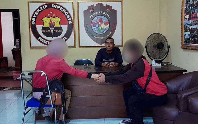 Demi Balikan Dengan Sang Bidadari, Pria Ini Nekat Sebarkan Foto Syur Mantan Kekasihnya
