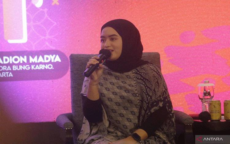 Penyanyi Woro Widowati dan Evan Loss Siap Tebar Virus Pop Jawa