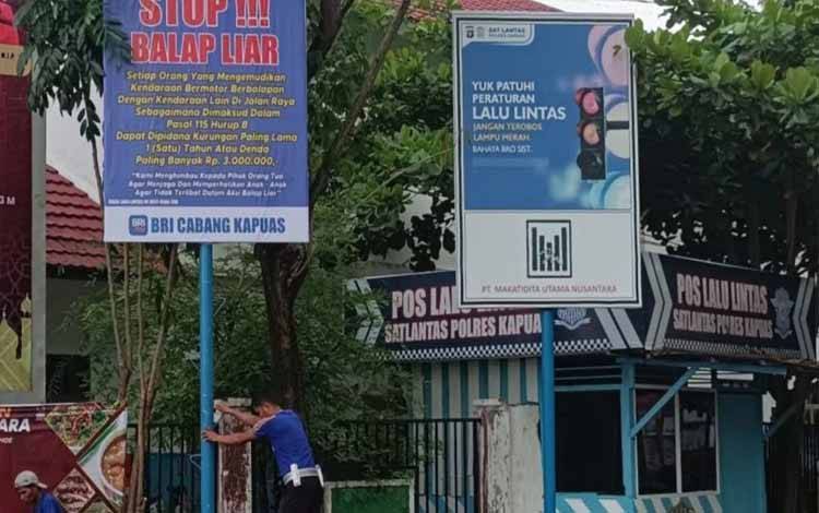Tekan balap Liar, Satlantas Polres Kapuas Pasang Spanduk Imbauan Ini