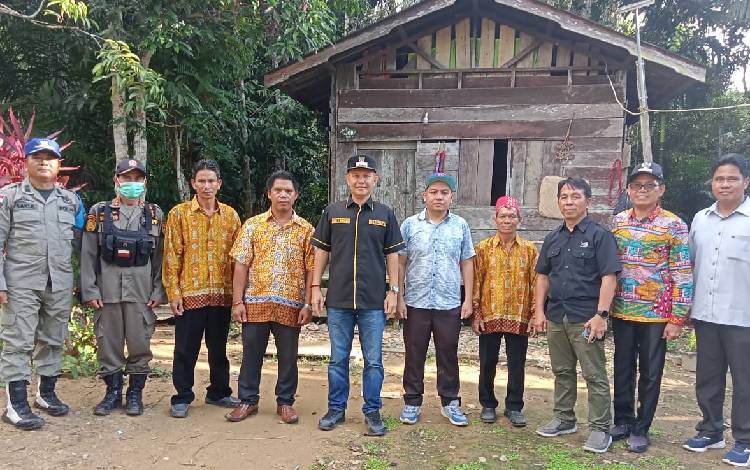 Bupati Gunung Mas Dorong PBS Bantu Renovasi Rumah Warga di Kahut yang Tidak Layak Huni
