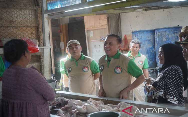 Wakil Ketua Dewan Pembina Partai Gerindra Mochamad Iriawan (dua kanan). (ANTARA/HO-Dokumentasi Pribadi)