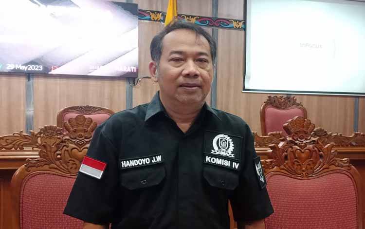 DPRD Kotim Sebut Penerangan Jalan di Pelangsian Perlu Mendapat Perhatian Serius