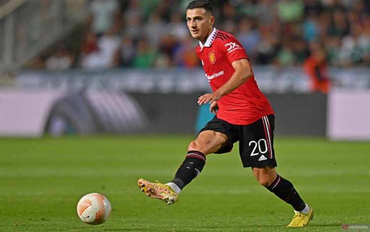 Manchester United Perpanjang Kontrak Diogo Dalot hingga 2028
