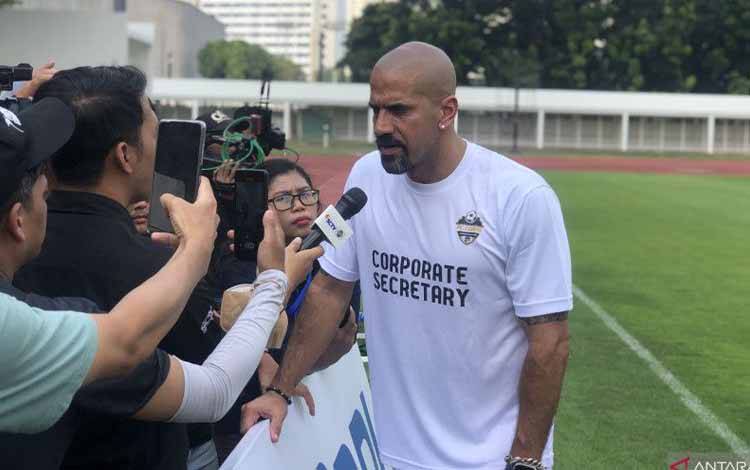 Juan Sebastian Veron: Sepak Bola Indonesia Punya Masa Depan