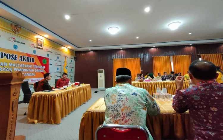 Ekspose akhir terkait kepuasan masyarakat terhadap?pelayanan dan penyelenggaraan pemerintahan?di Pemkab Lamandau. (FOTO : HENDI NURFALAH)