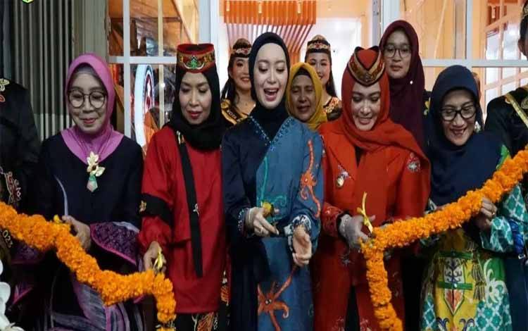 UKM dan IKM di Palangka Raya Diajak Gabung Galeri Dekranasda