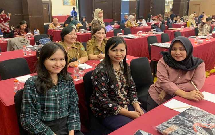 Pustakawan Barito Timur Ikut Bimtek Pengembangan Perpustakaan Sekolah