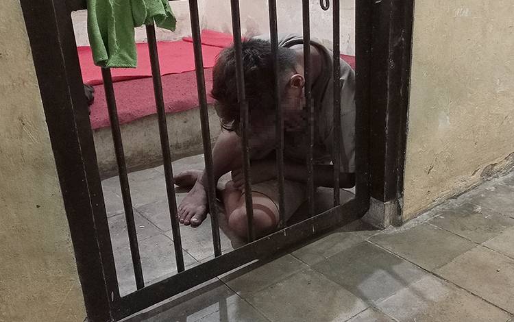 Pencuri Pakaian di Pertokoan Sulung Tamiang Layang Diserahkan ke Polisi