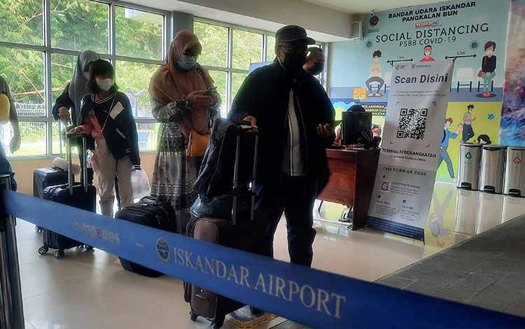 Sejumlah Calon Penumpang Keluhkan Sulit Dapatkan Tiket Penerbangan Jakarta - Pangkalan Bun
