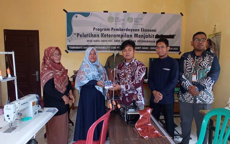 PT. KSA - CBI Group Salurkan Bantuan Mesin Jahit dan Obras untuk Tingkatkan Perekonomian Warga Sekitar Kebun