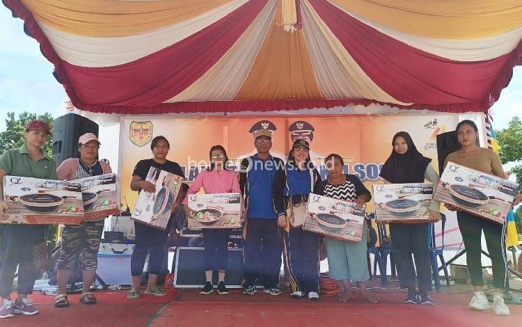 DPRD Gunung Mas Minta Masyarakat Manfaatkan Pelayanan saat Roadshow Bupati