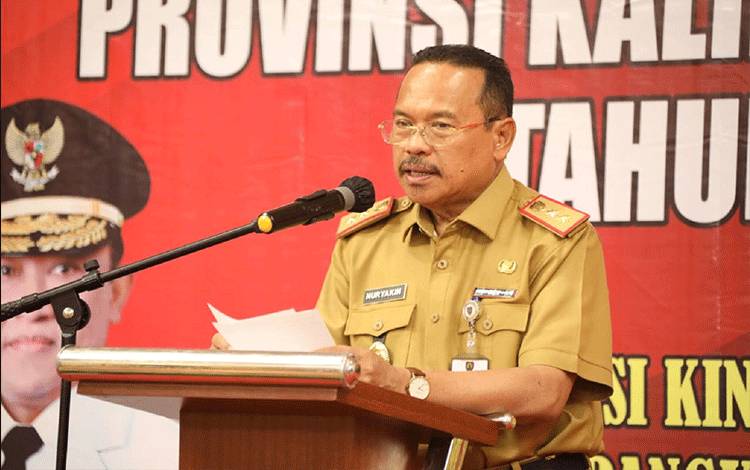 Sekretaris Daerah (Sekda) Kalimantan Tengah (Kalteng), Nuryakin saat Rapat Koordinasi Teknis (Rakornis) Kehutanan Provinsi Kalteng Tahun 2023, di Aquarius Boutique Hotel Palangka Raya, Senin 12 Juni 2023. (FOTO: IST)