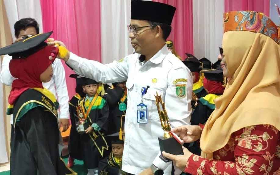 Kepala Kemenag Barito Selatan Ingatkan Kepala Sekolah RA Perhatikan Jajanan di Lingkungan Sekolah