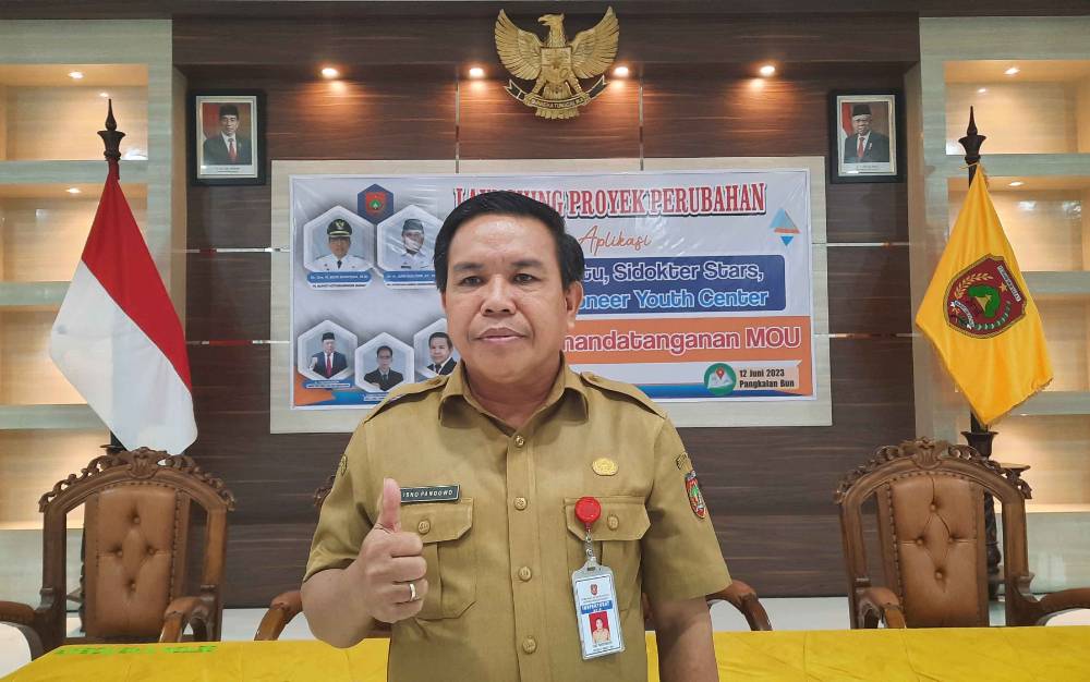 Inspektur Daerah Kotawaringin Barat Isno Pandowo, usai melaunching proyek perubahan aplikasi Si Tali Sepatu. (Foto : DANANG)