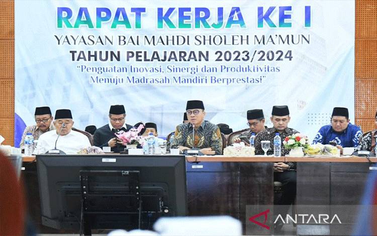 Waka MPR: Ponpes Bai Mahdi Sholeh Ma'Mun Jadi Pusat Belajar Al Qur'an