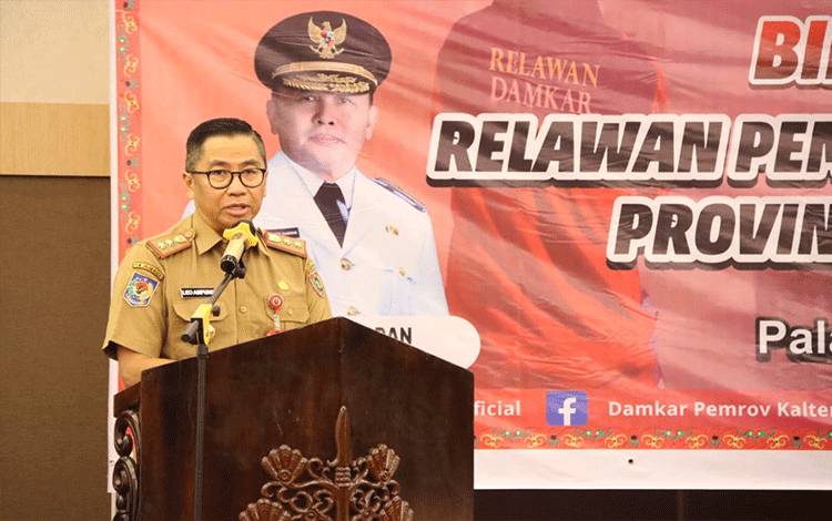Asisten Ekbang Kalteng Ingatkan Standarisasi Peralatan Relawan Pemadam Kebakaran  ?