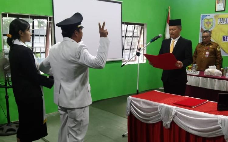 Bupati Gunung Mas Lantik Memet Harianto Sebagai Pejabat Kades Pematang Limau