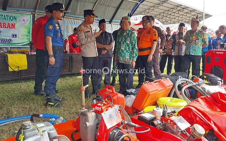 Apel Gabungan Pasukan dan Peralatan Digelar di Kapuas Demi Kesiapsiagaan Penanggulangan Karhutla
