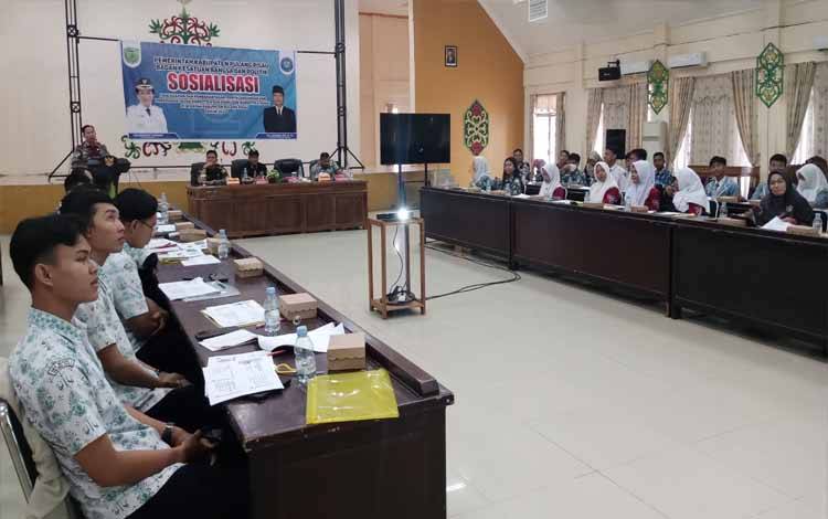Kepala BNN Palangka Raya Sampaikan Bahaya Narkoba Bagi Peserta Sosialisasi P4GN Kesbangpol Pulang Pisau