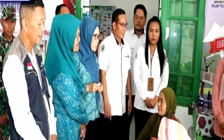 Pemkab dan TP PKK Barito Utara Grebek Stunting di Desa Mampuak I