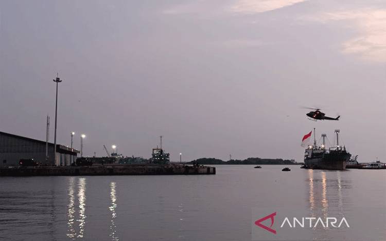 Koopssus TNI Latihan Bebaskan Sandera di Pelabuhan Cirebon